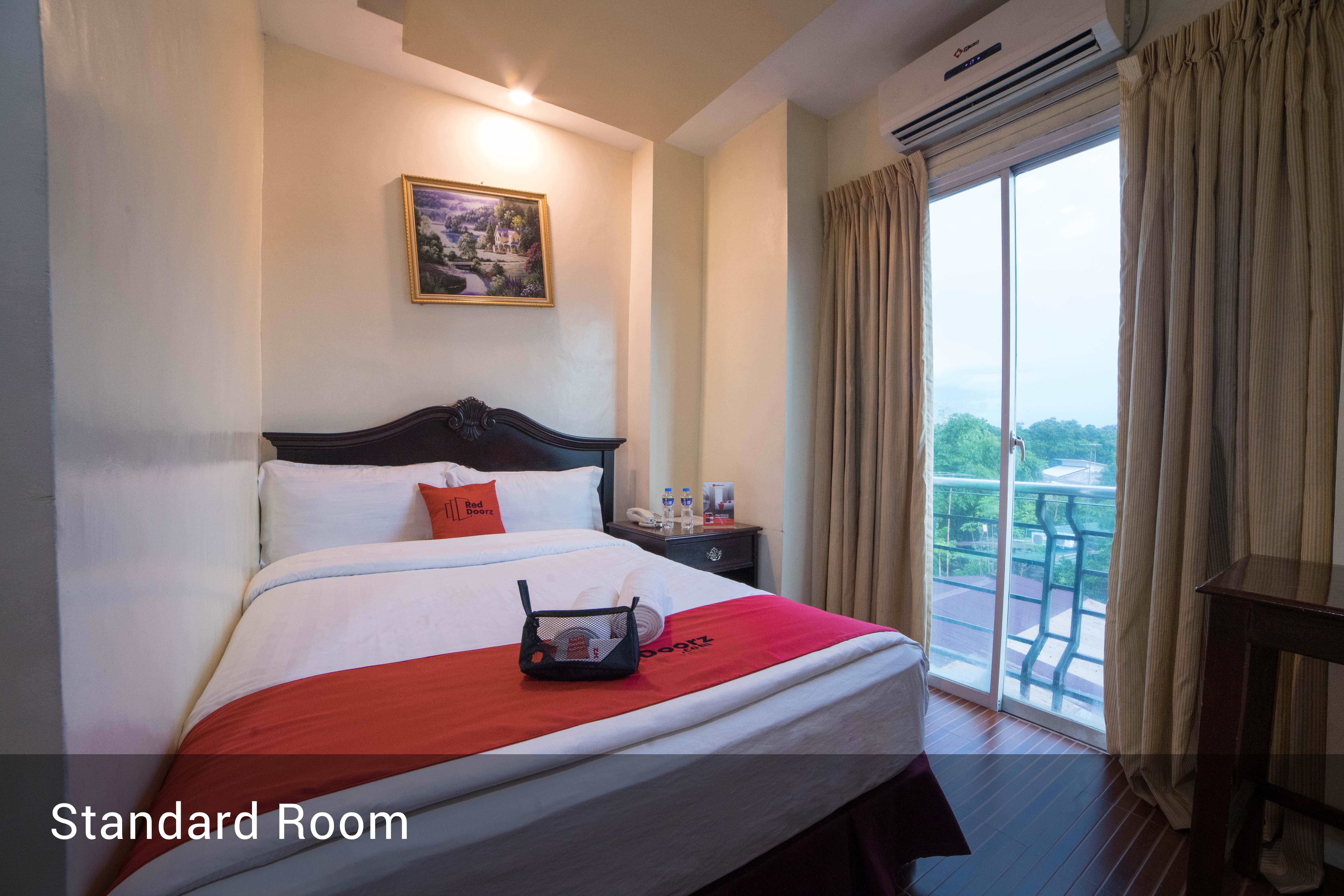 Reddoorz Plus @ Balibago Angeles City Extérieur photo