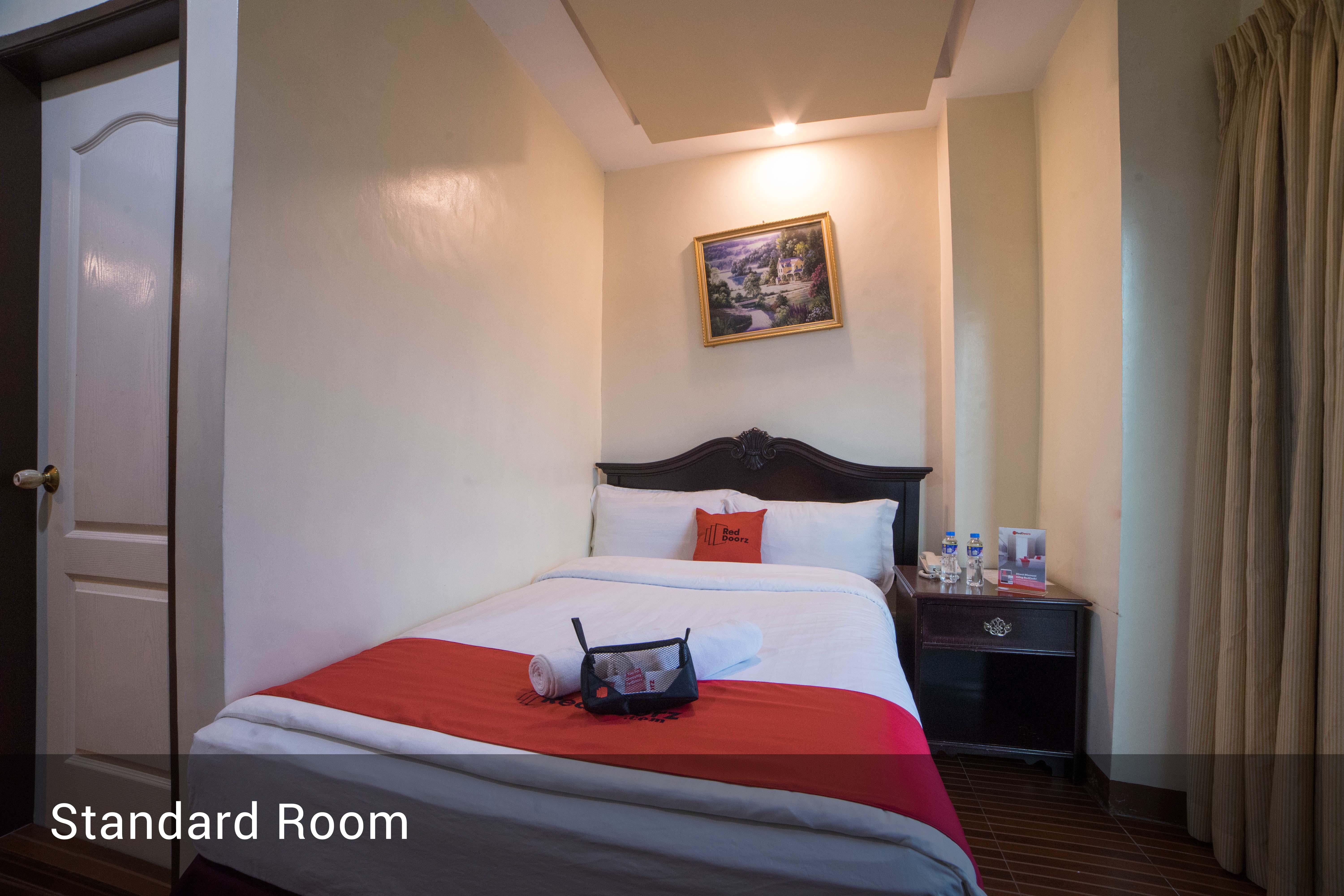 Reddoorz Plus @ Balibago Angeles City Extérieur photo