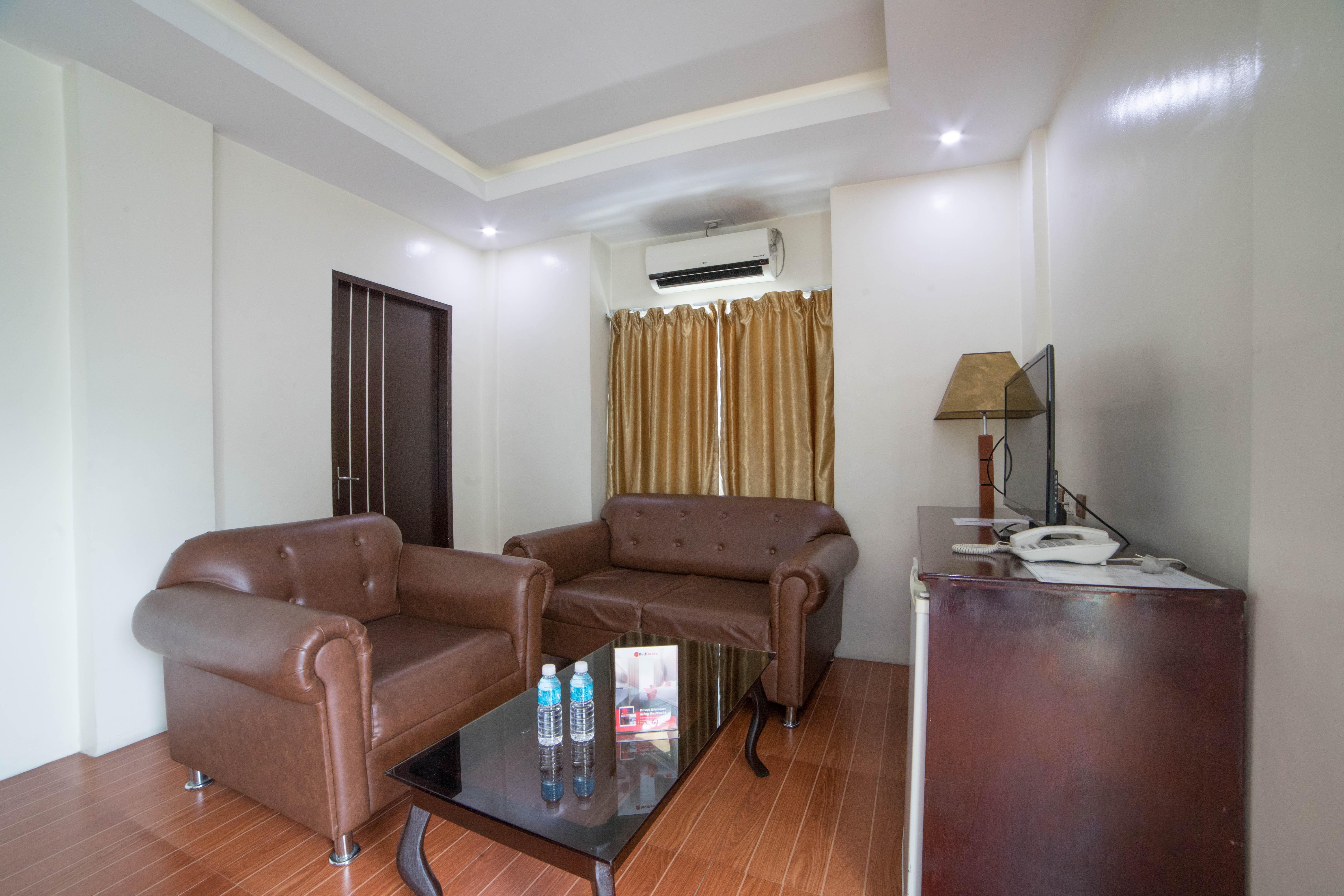 Reddoorz Plus @ Balibago Angeles City Extérieur photo