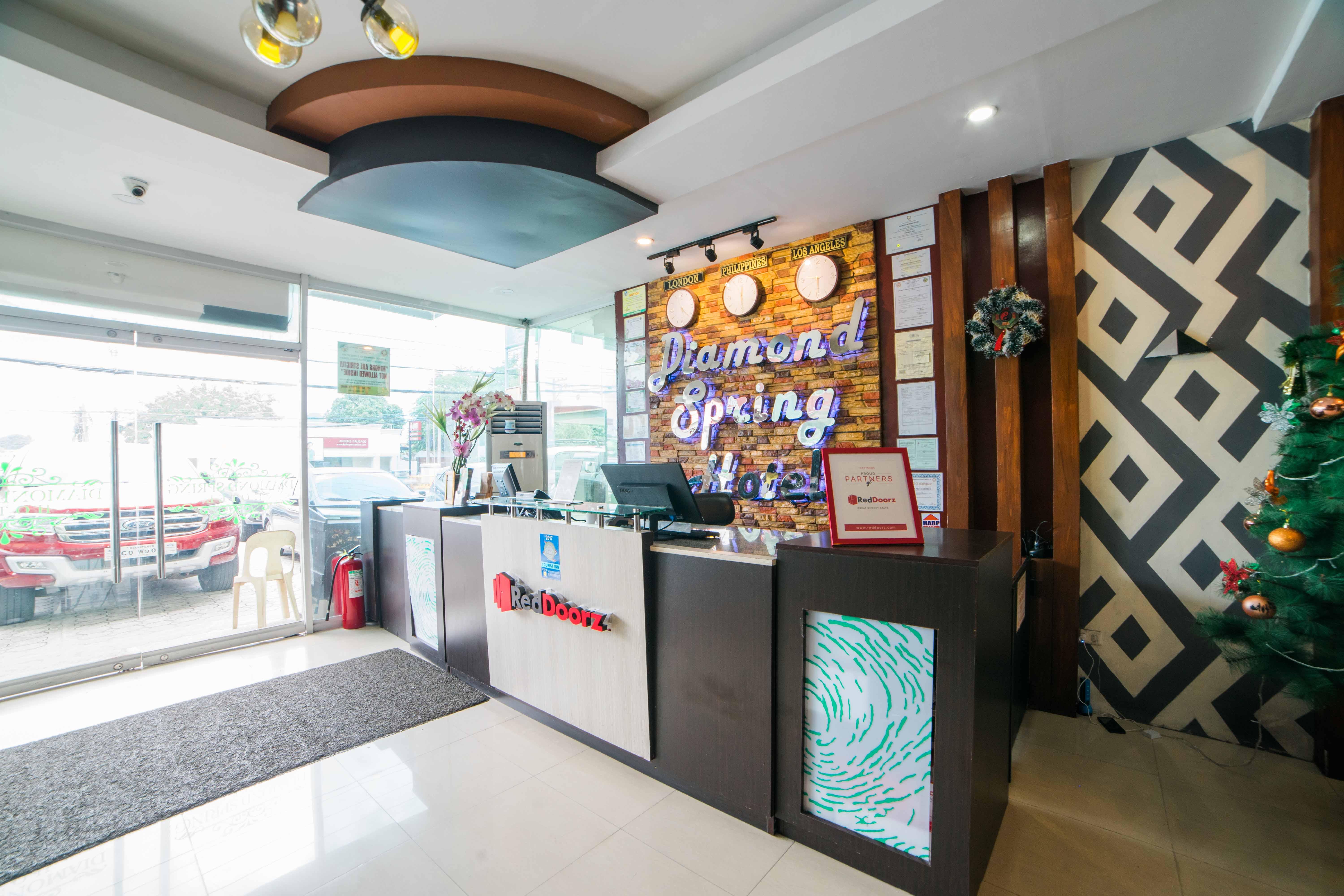 Reddoorz Plus @ Balibago Angeles City Extérieur photo